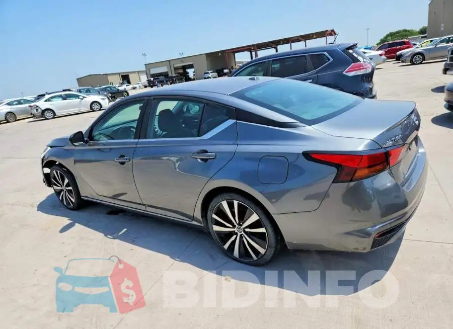 1N4BL4CV4LC188450 Photo# 2