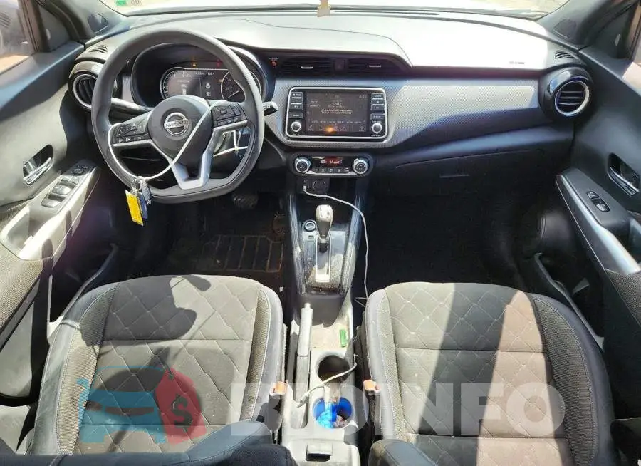 3N1CP5CU3JL527171 Photo# 8