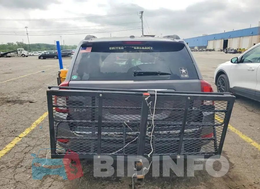 1C4NJDEB2HD178257 Photo# 6