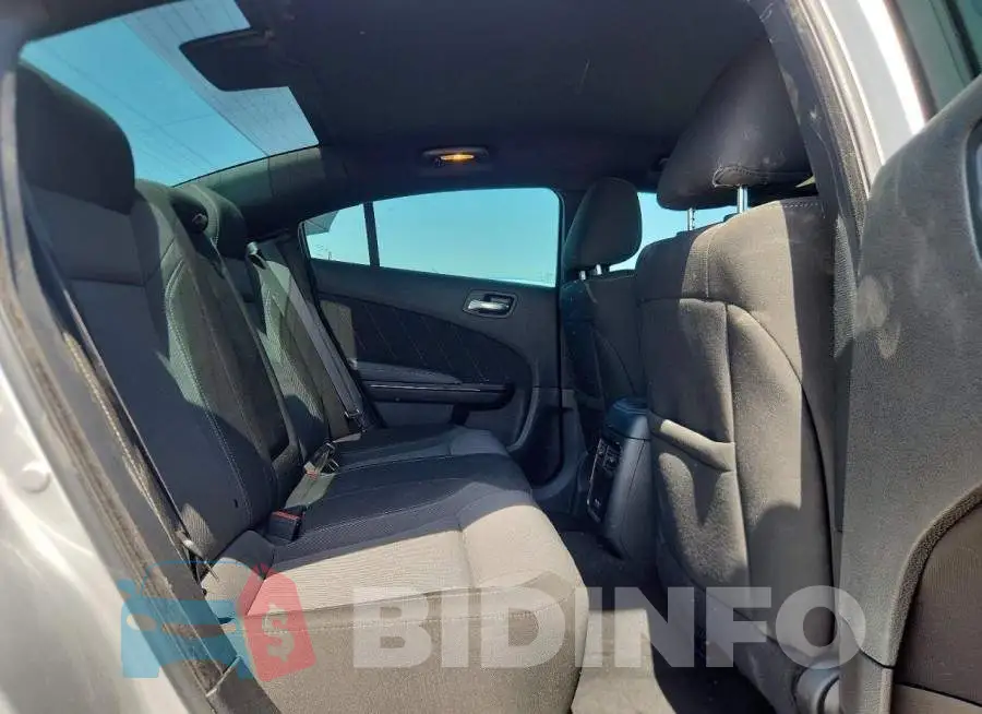 2C3CDXBG7NH129865 Photo# 10