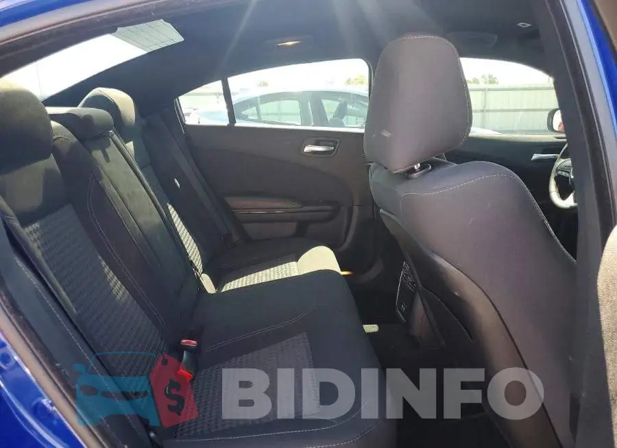 2C3CDXBGXKH572233 Photo# 10