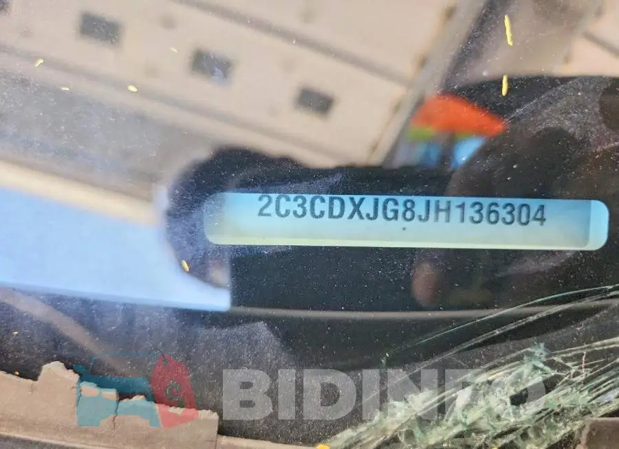 2C3CDXJG8JH136304 Photo# 12