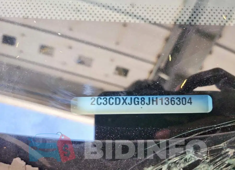 2C3CDXJG8JH136304 Photo# 13