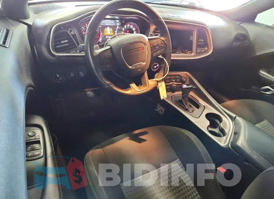 2C3CDZJGXMH672302 Photo# 8