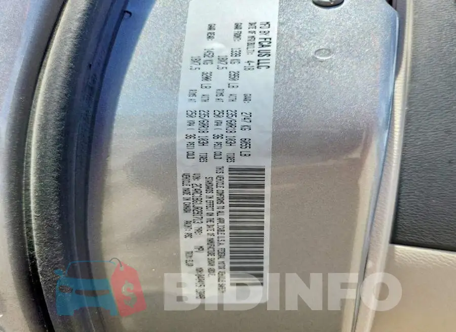 2C4RC1BG1JR291713 Photo# 14