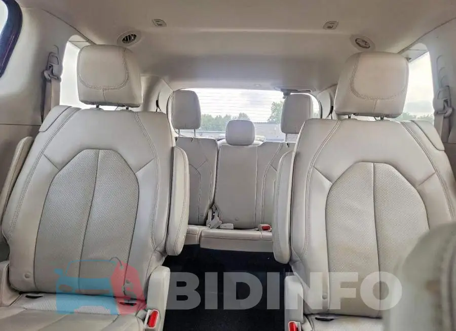 2C4RC1EG7HR659852 Photo# 10