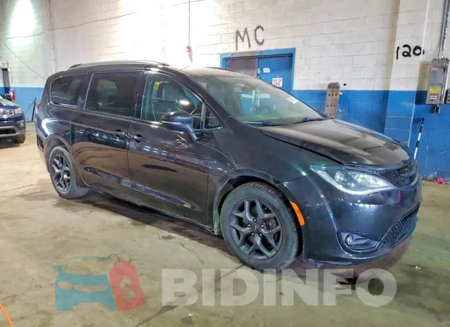 2C4RC1GG3LR290414 Photo# 4