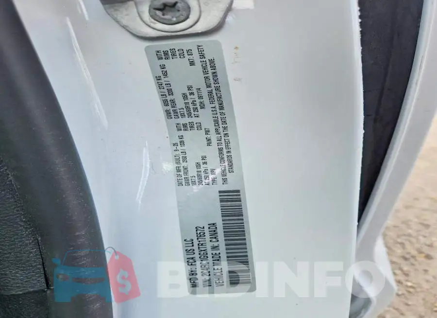 2C4RC1GGXTR176572 Photo# 13