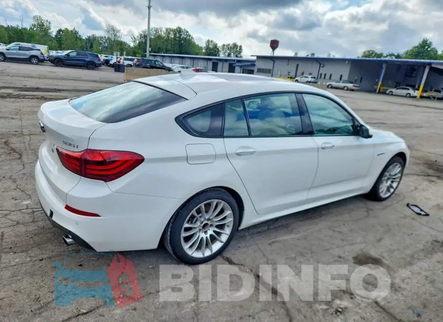 WBA5M4C51HD186898 Photo# 3