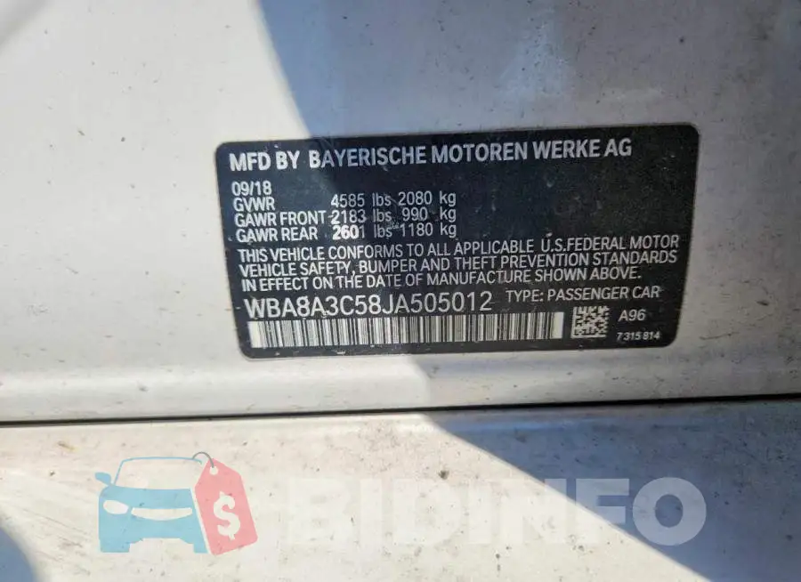 WBA8A3C58JA505012 Photo# 12