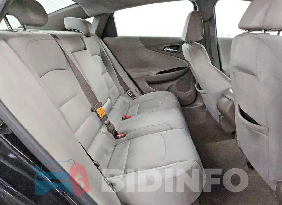 1G1ZC5ST4JF152745 Photo# 10