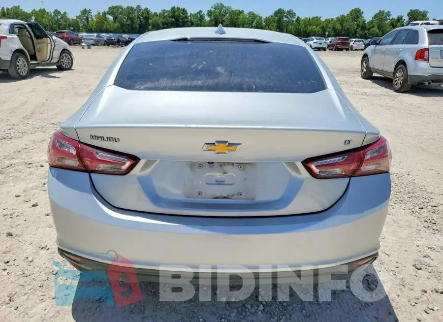 1G1ZD5ST2LF125026 Photo# 6