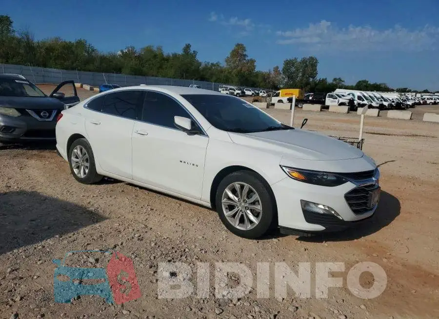 1G1ZD5ST9PF141388 Photo# 4