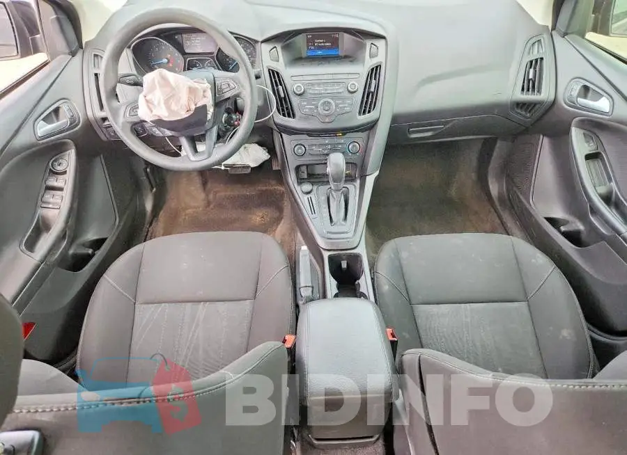 1FADP3F25JL298932 Photo# 8
