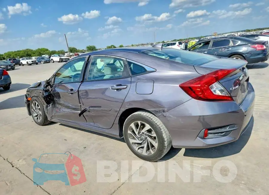 19XFC2F88HE030103 Photo# 2