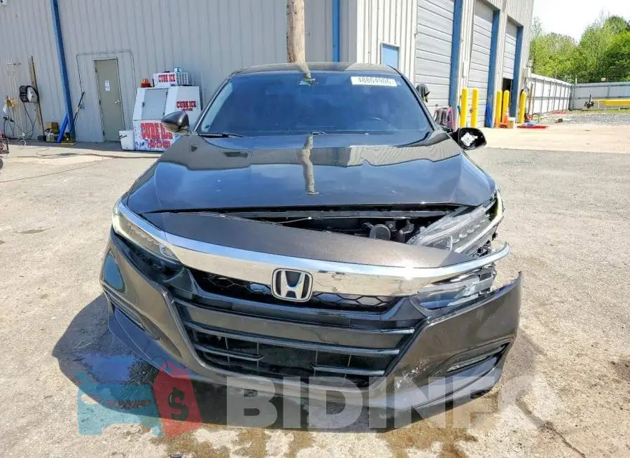 1HGCV1F56JA071854 Photo# 5