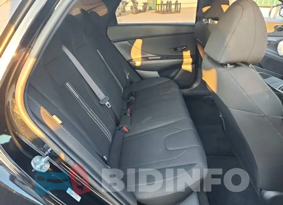 KMHLM4DG5TU225801 Photo# 10