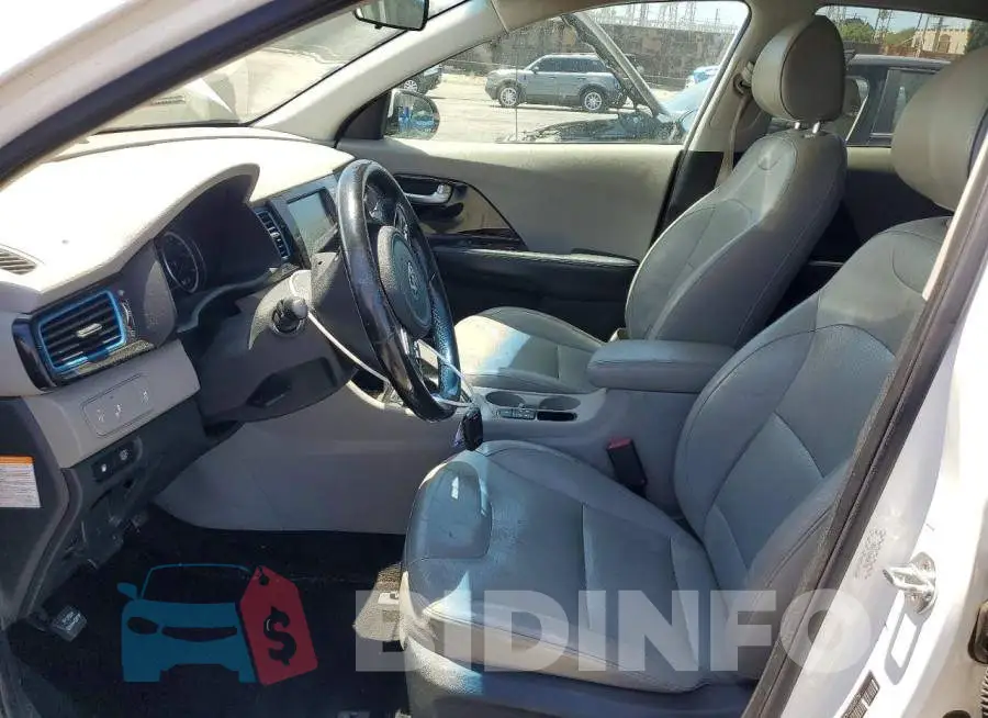 KNDCE3LC1H5081739 Photo# 7
