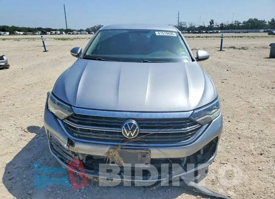 3VWCM7BU6NM014755 Photo# 5