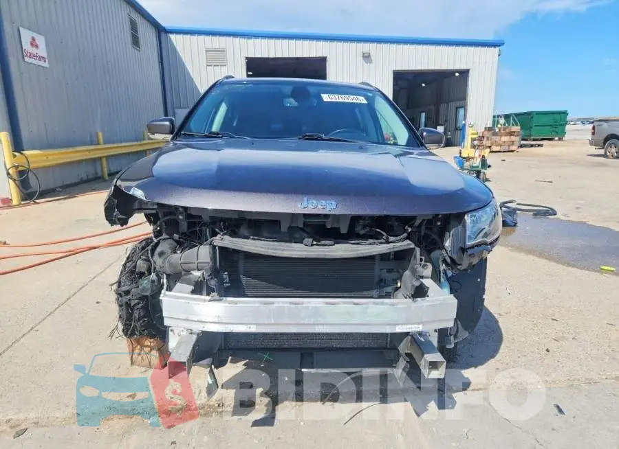 3C4NJDCB8LT167737 Photo# 5