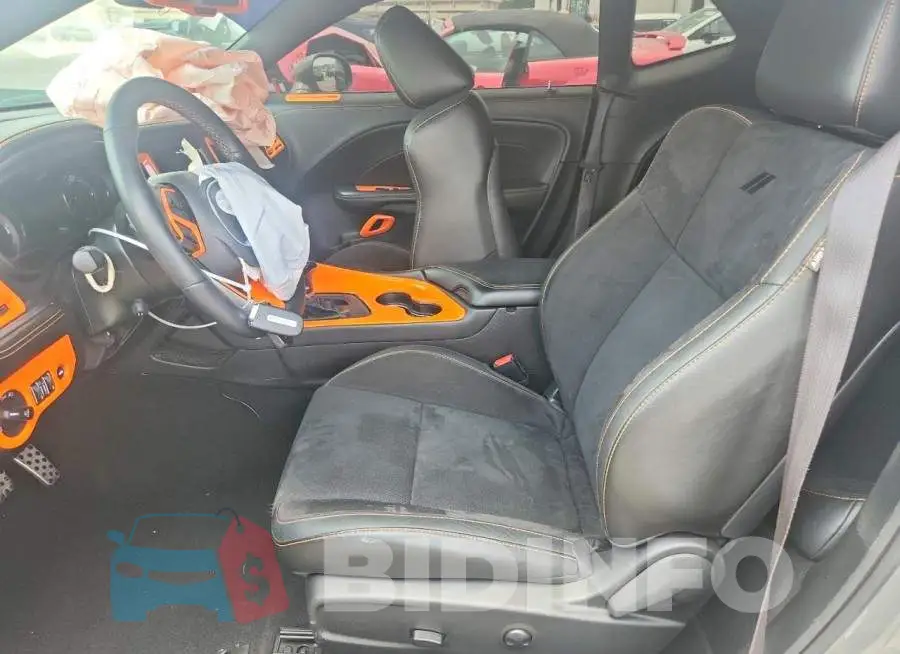 2C3CDZJG5PH637588 Photo# 7