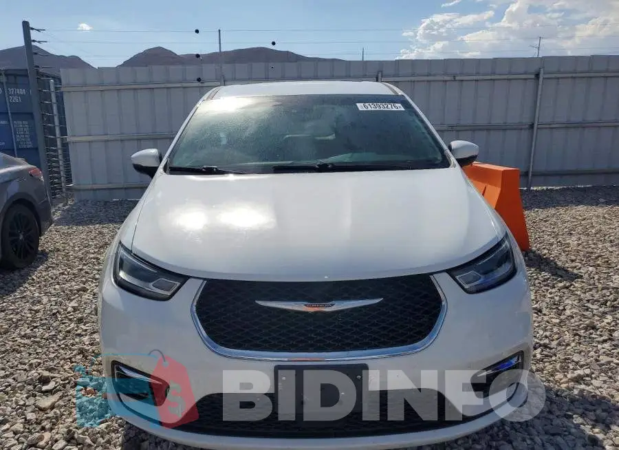 2C4RC1BG4PR531264 Photo# 5