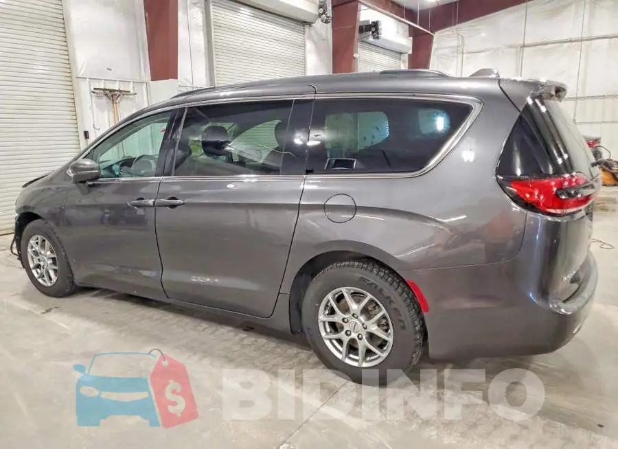 2C4RC1FG9MR526423 Photo# 2