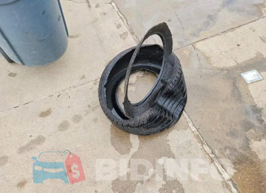 KL77LKEP3TC058272 Photo# 13