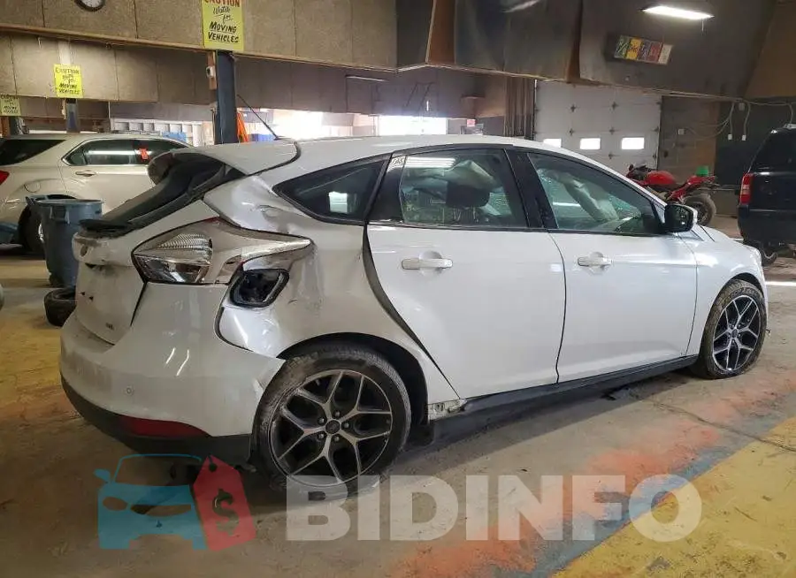 1FADP3M24HL248794 Photo# 3