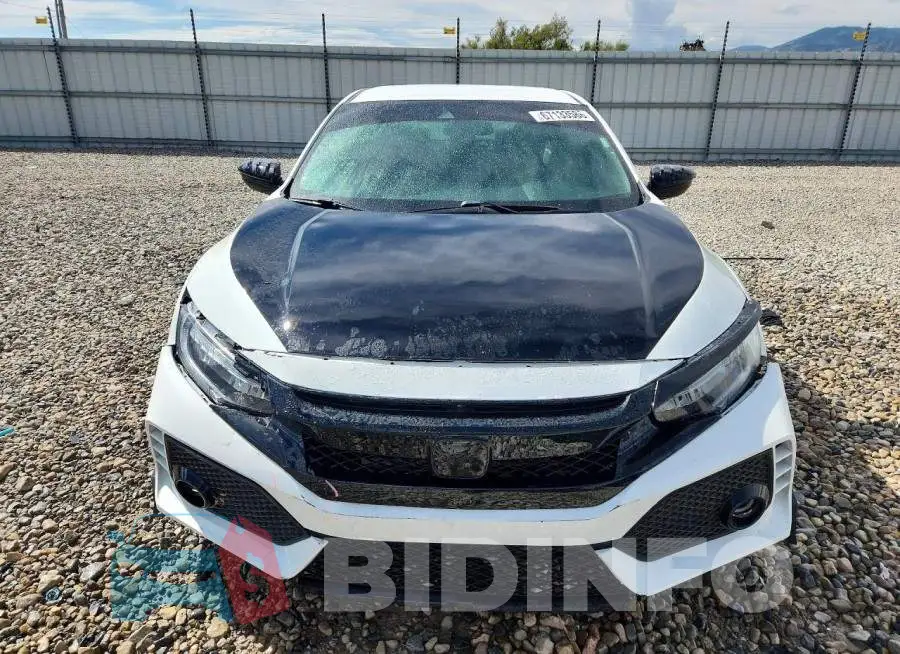 19XFC2F82LE205437 Photo# 5