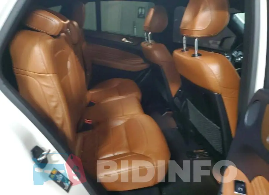 4JGED6EB7HA066103 Photo# 10