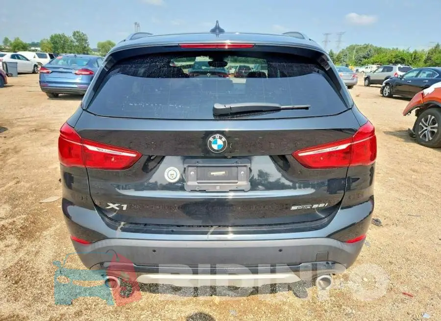 WBXJG7C03M5U23123 Photo# 6