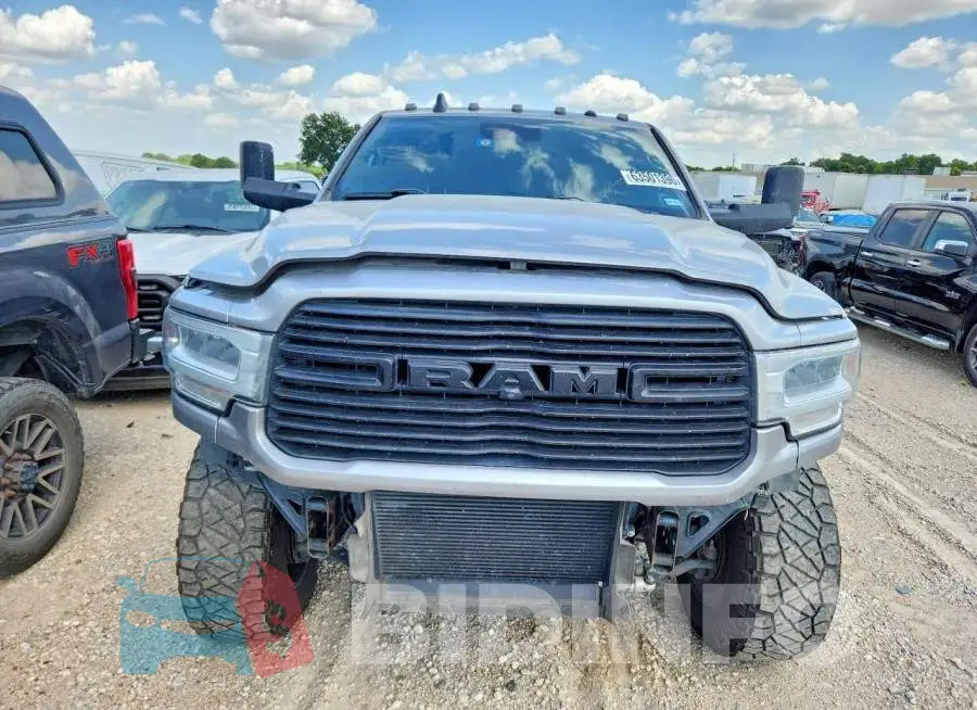 3C63R3ML9MG530257 Photo# 5