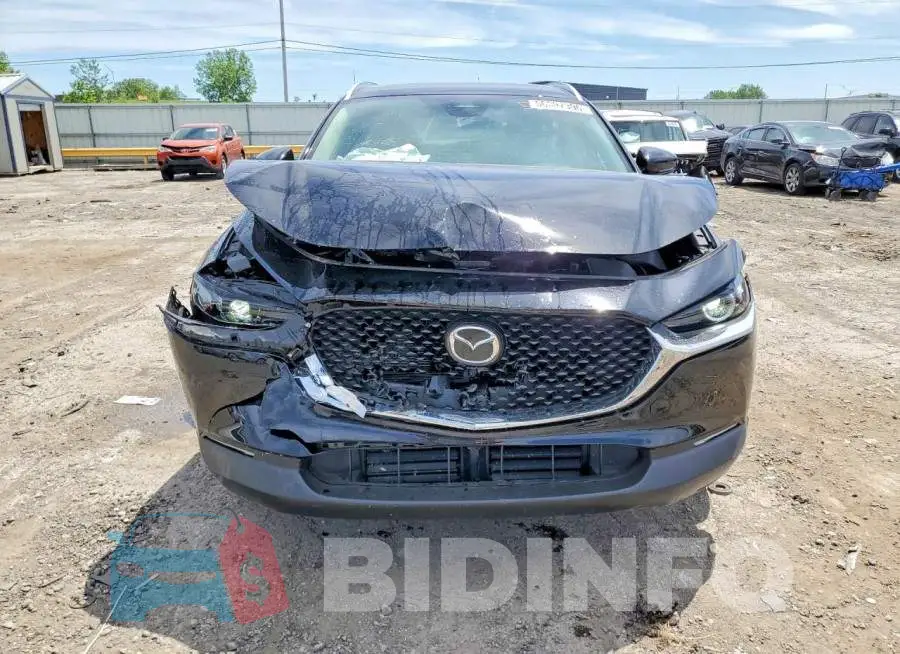 3MVDMBBM5SM866809 Photo# 5
