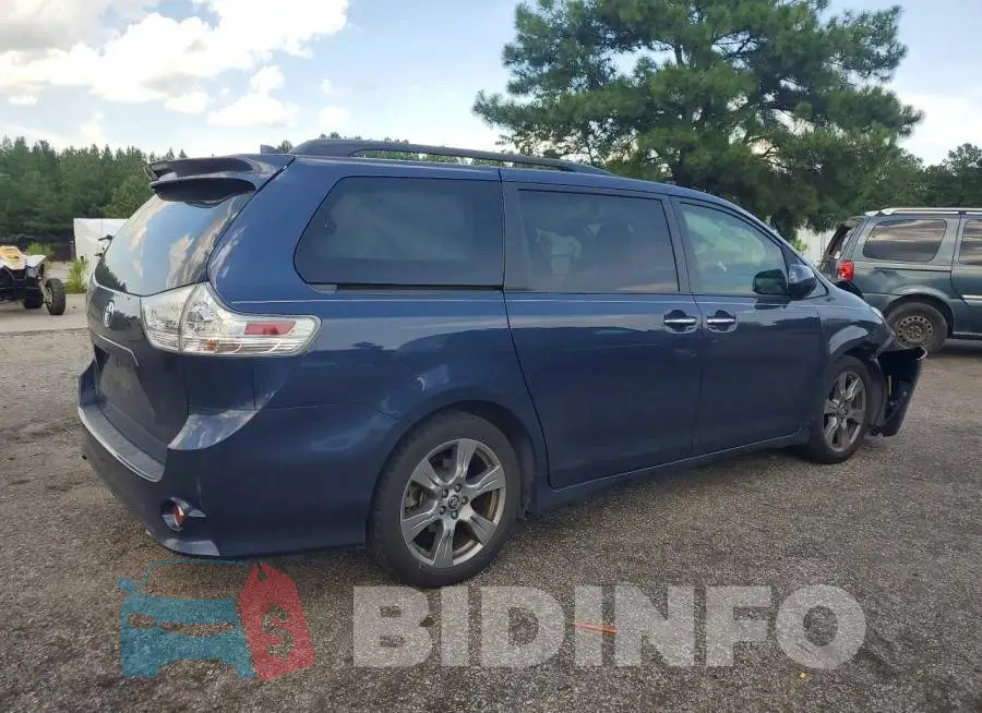 5TDXZ3DC3JS924151 Photo# 3
