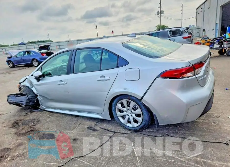 5YFB4MDE9TP482522 Photo# 2