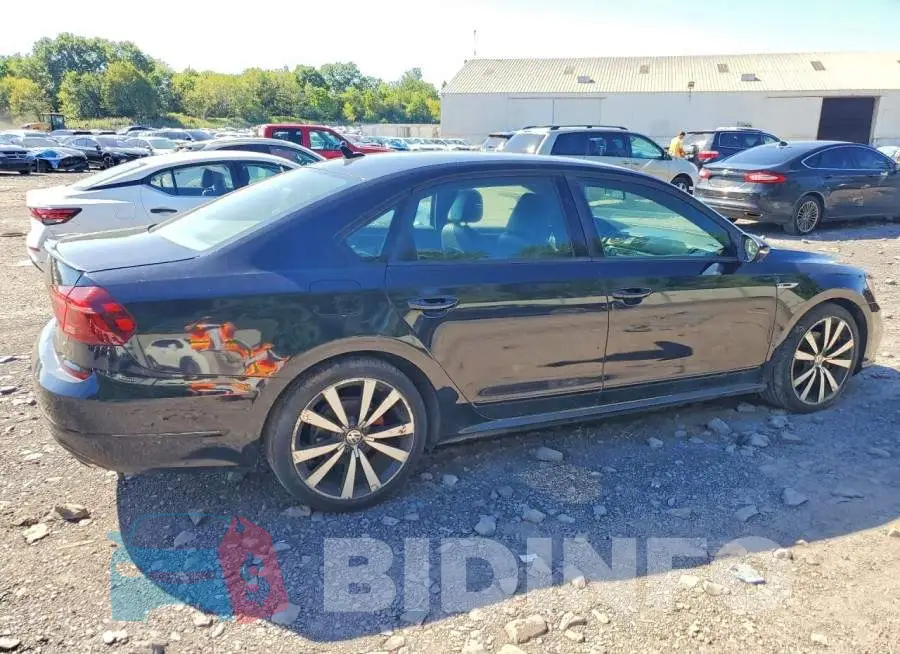 1VWJM7A31JC037601 Photo# 3