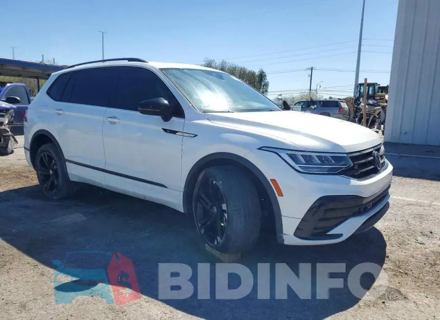 3VVCB7AX4PM097563 Photo# 4