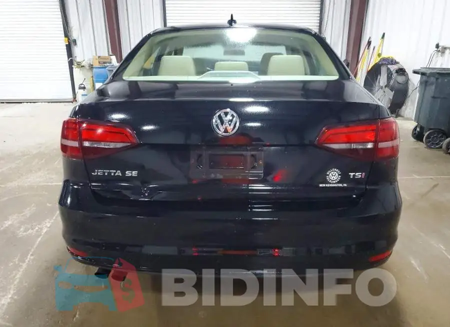 3VWDB7AJ1HM368690 Photo# 6
