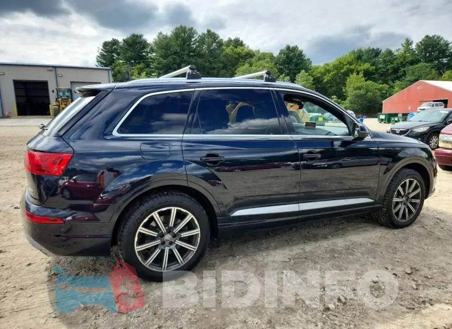 WA1LAAF73HD028524 Photo# 3
