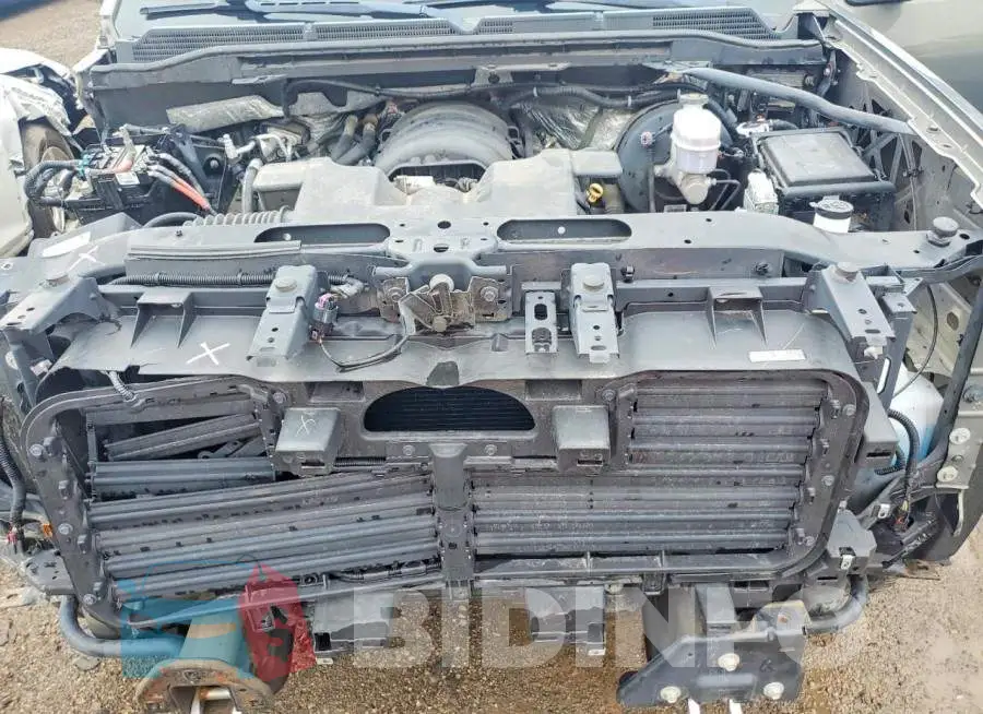3GTU2PEJ9JG351069 Photo# 11