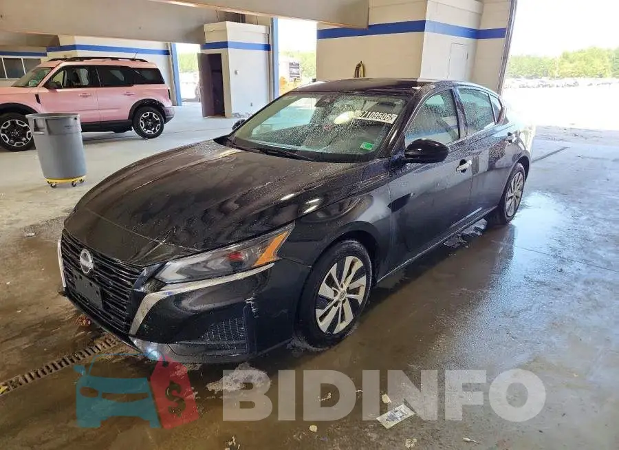 1N4BL4BV6PN370937 Photo# 1
