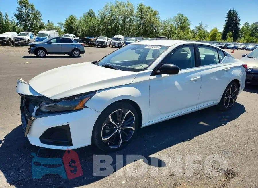 1N4BL4CV3PN344102 Photo# 1