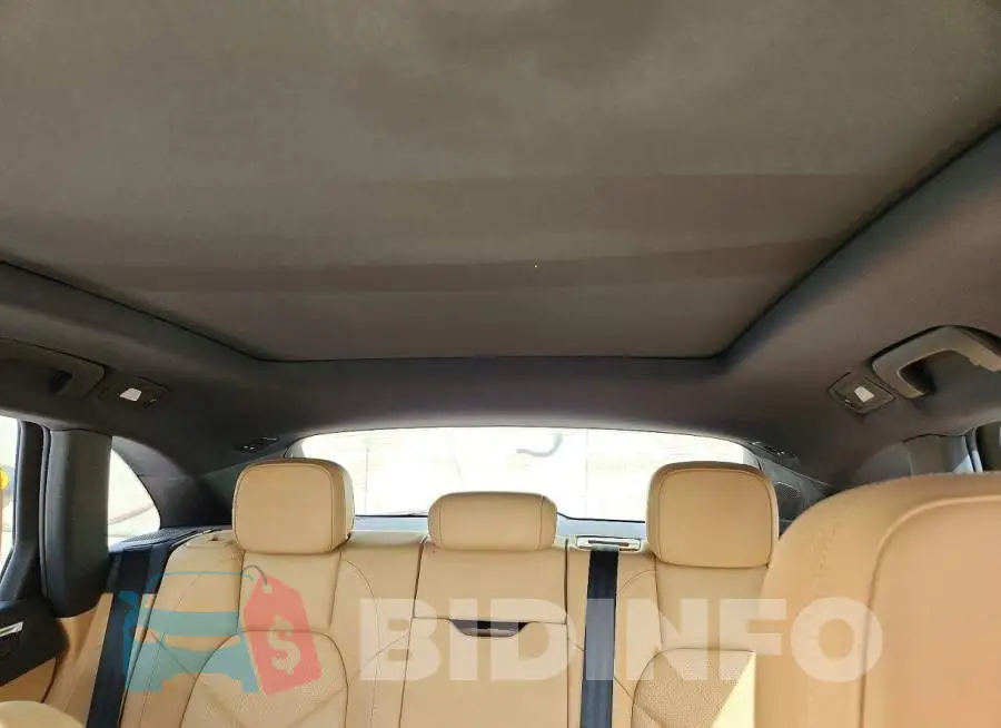 WP1AA2A51JLB18581 Photo# 10