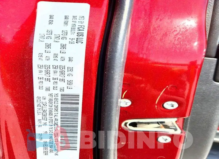 1C4PJLLB4KD301537 Photo# 12