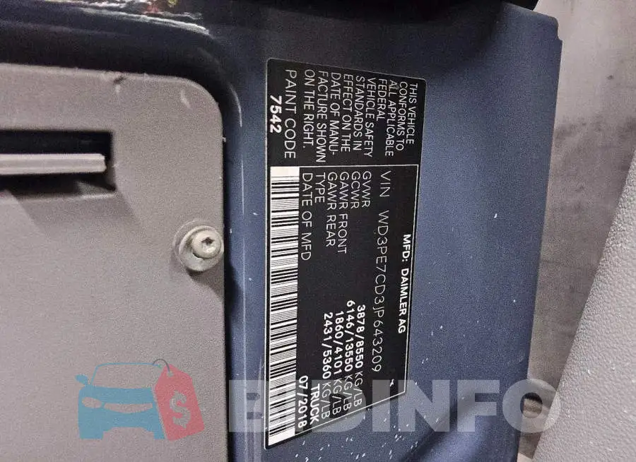 WD3PE7CD3JP643209 Photo# 13