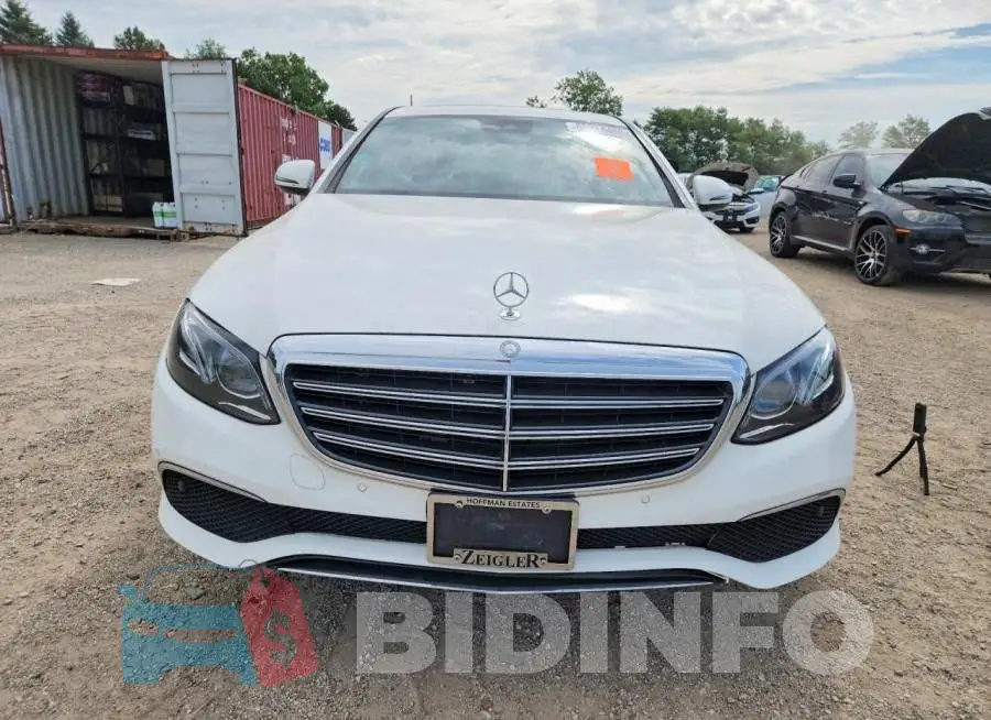 WDDZF4KB8HA150364 Photo# 5