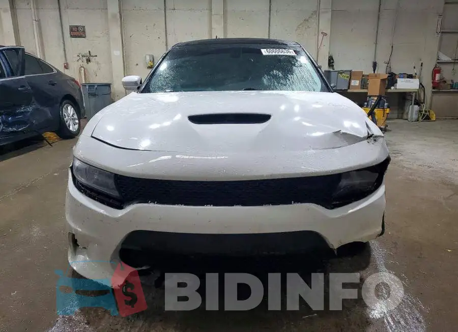 2C3CDXGJ7HH643577 Photo# 5