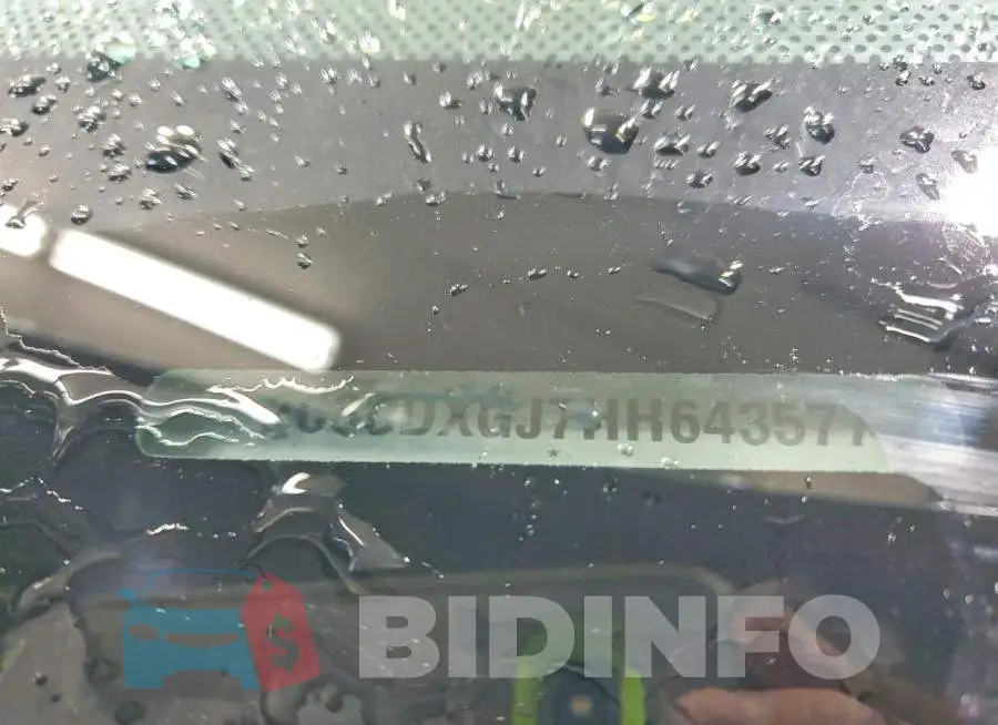 2C3CDXGJ7HH643577 Photo# 13