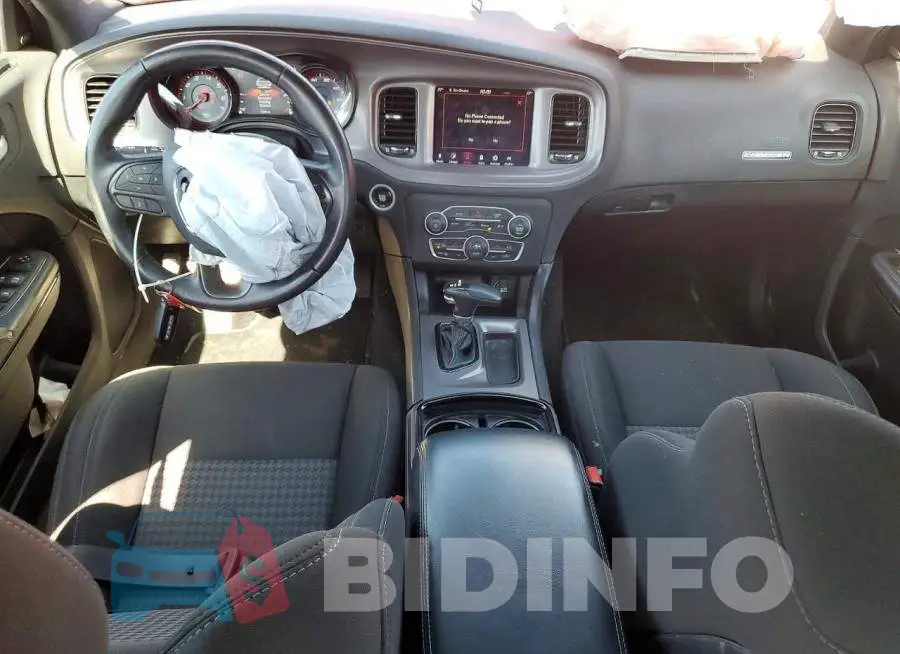 2C3CDXHG8PH588137 Photo# 8